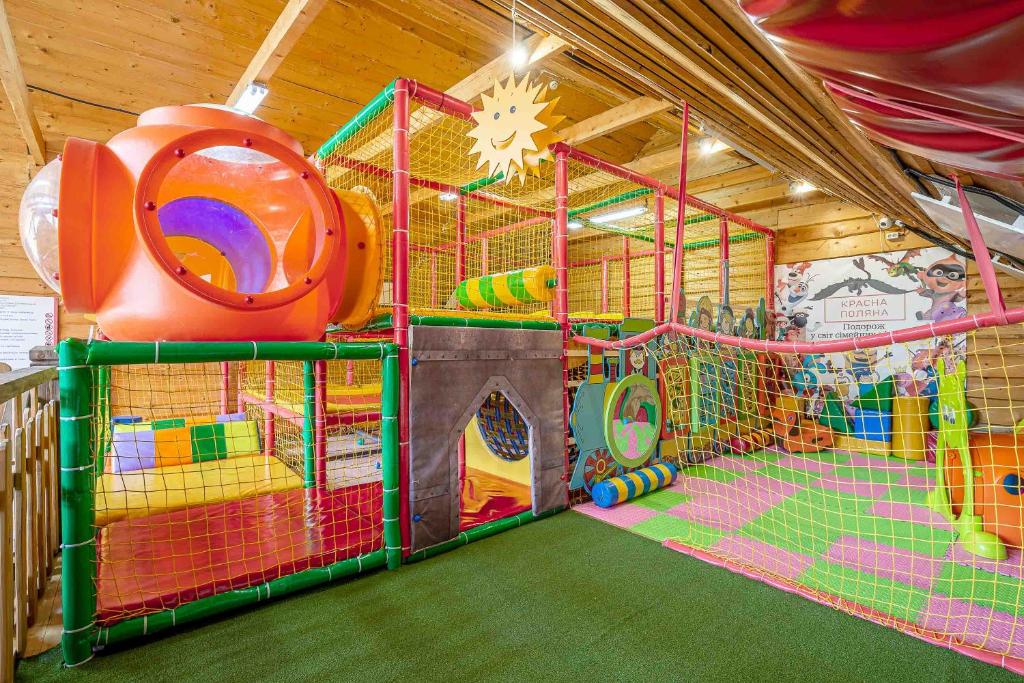 Dětský klub v ubytování Красна Поляна Family Club Resorts