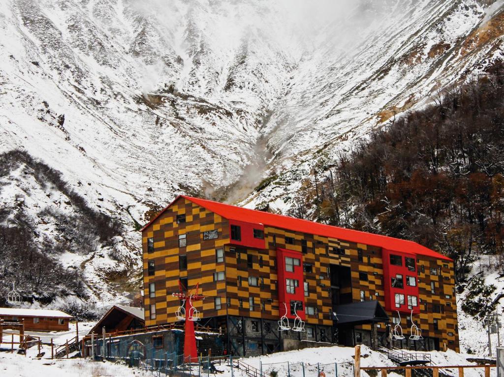 Nespecifikovaný výhled na hory nebo výhled na hory při pohledu z hotelu