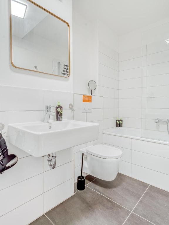 Limehome Dresden Wallstraße - Digital Access - Resim 15