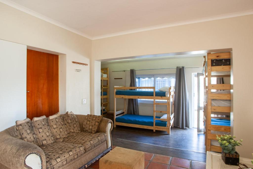 Strand Dormitory 8 Sleeper Helderberg CT, Cape Town (updated prices 2024)
