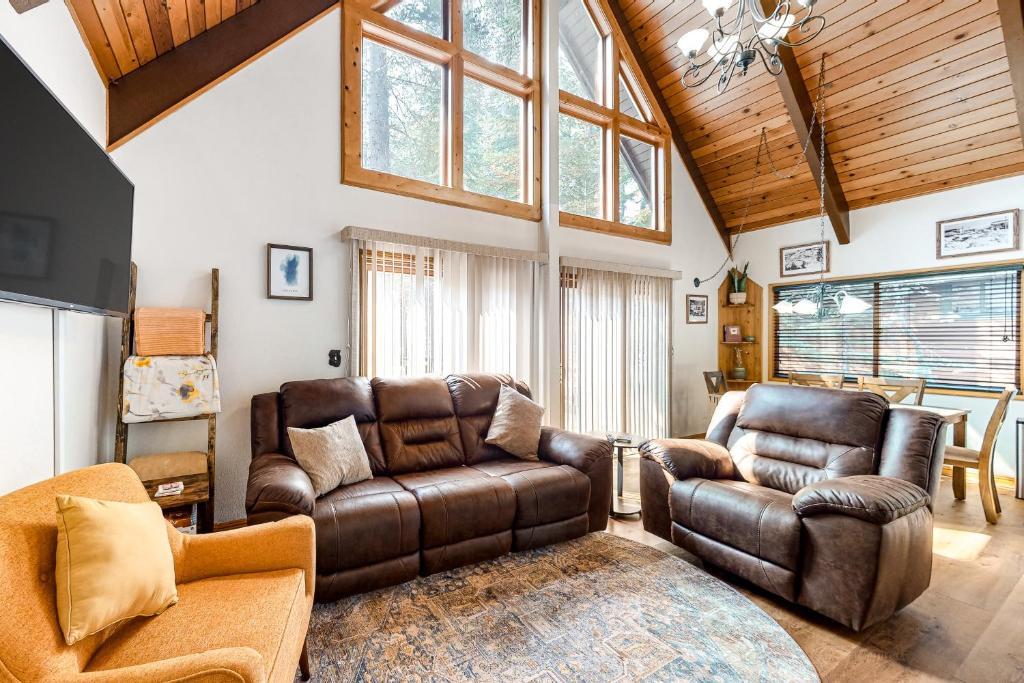 Gallery image of Peaceful Cabin in the Woods in Soda Springs