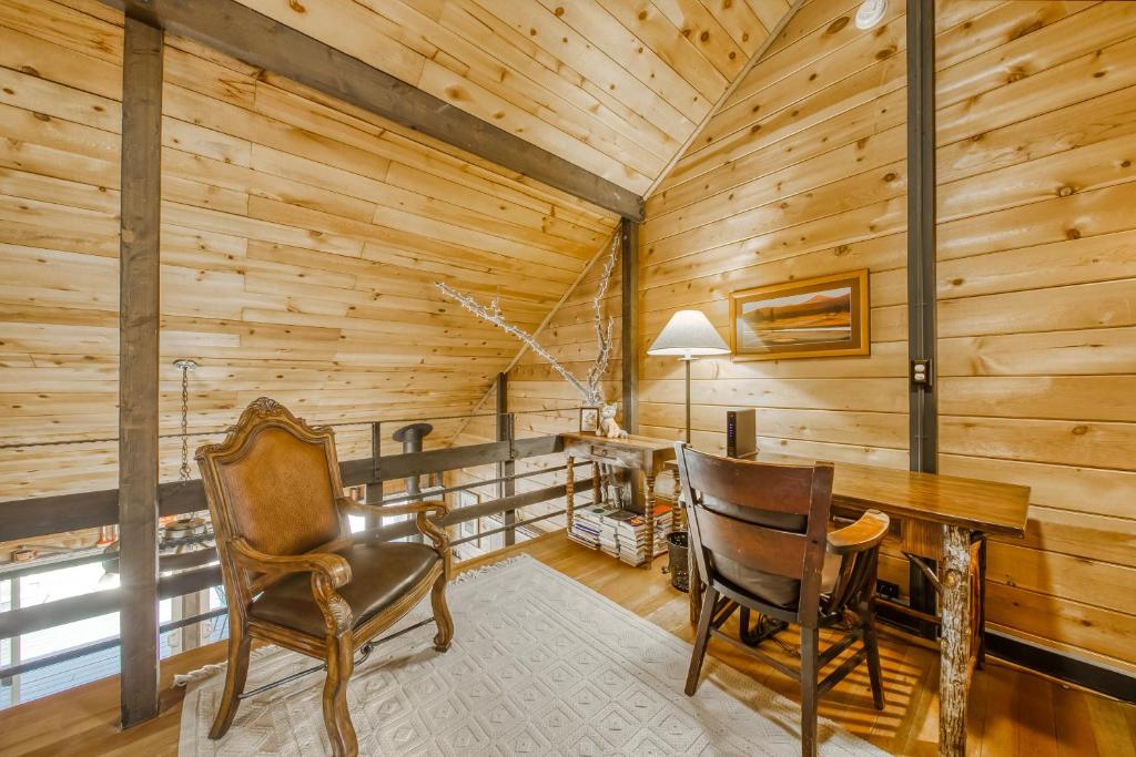 Posezení v ubytování 6 Cluster Cabin