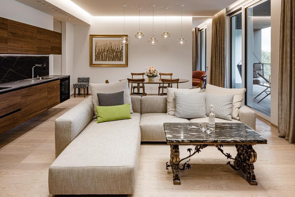 Posezení v ubytování ARIA Retreat & SPA - The Leading Hotels of the World, located within Parco San Marco Resort