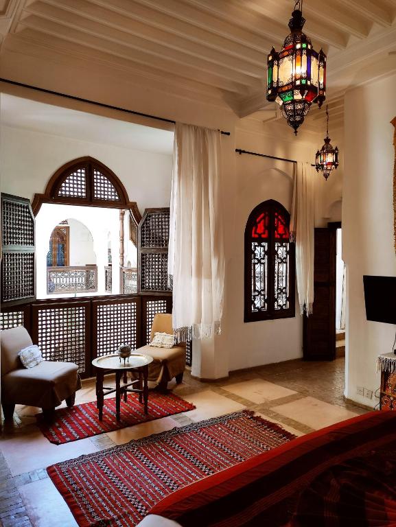 Posezení v ubytování Riad Ghali Hotel & SPA