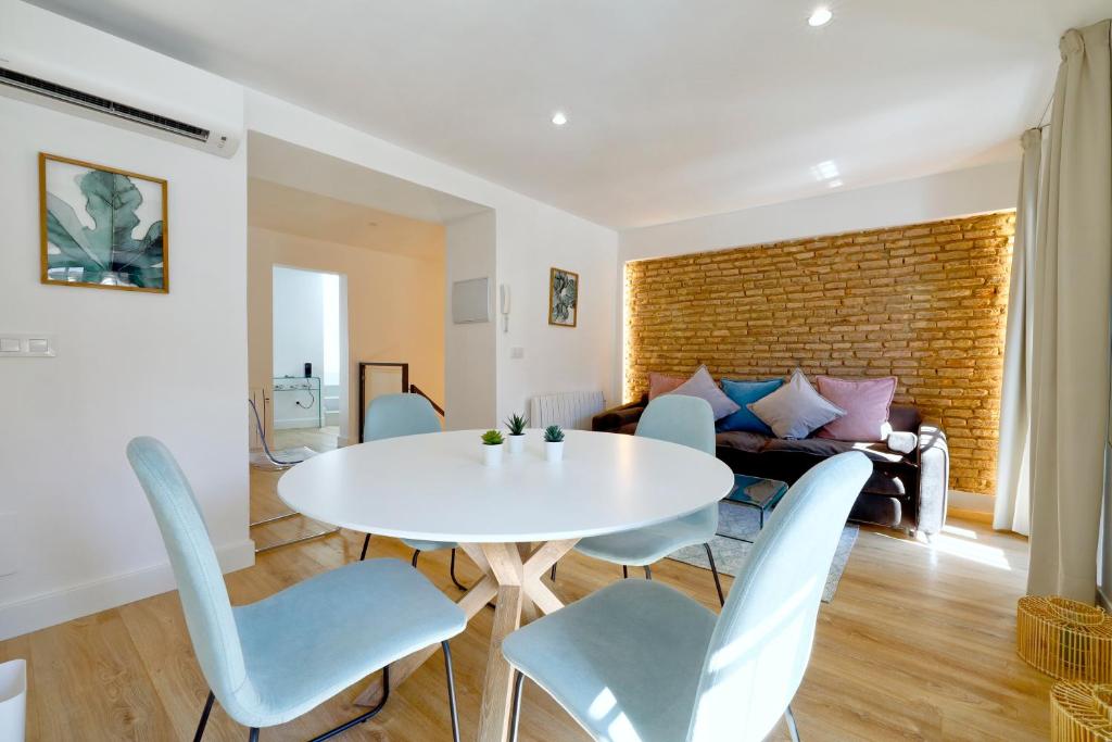 Victoria Suites Apartments - 5