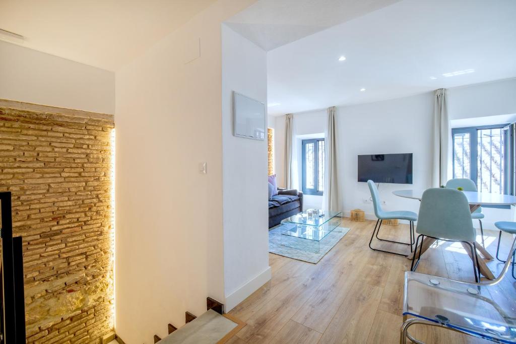 Victoria Suites Apartments - 7