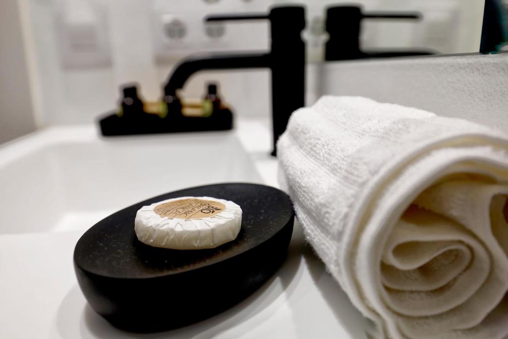 Victoria Suites Apartments - 16