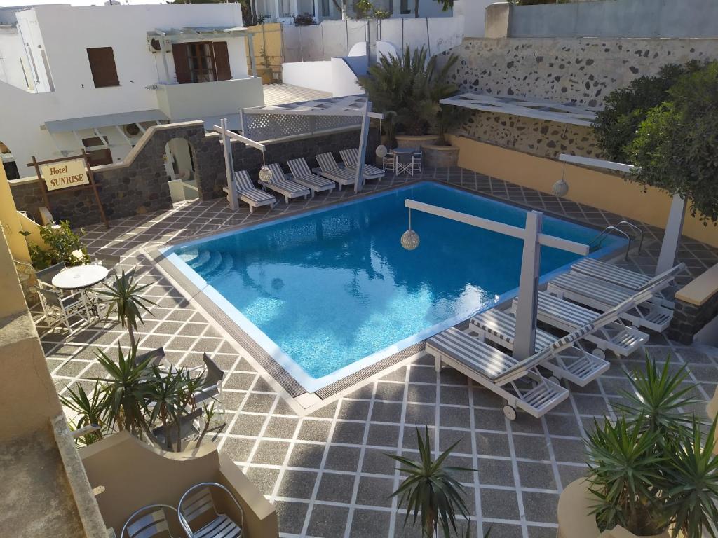 Bazén v ubytování Hotel Sunrise nebo v jeho okolí
