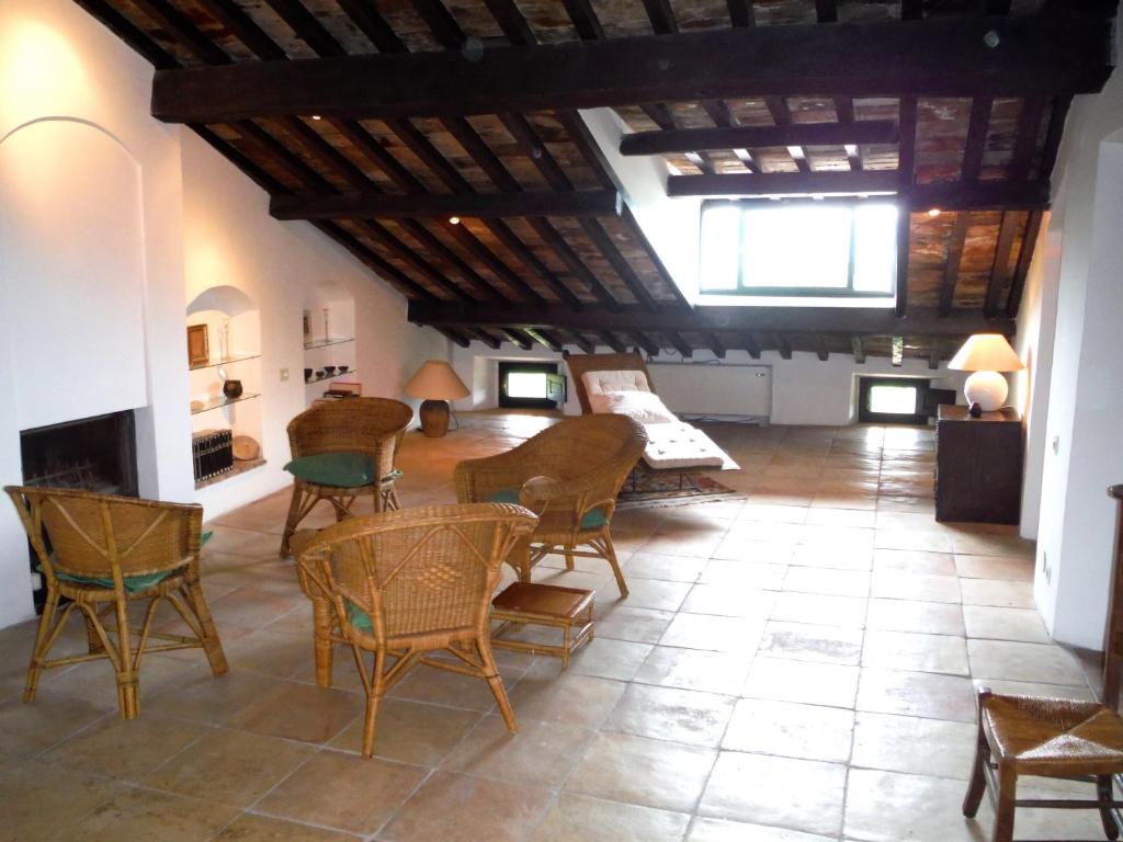 Posezení v ubytování Casa Due Archi Labro