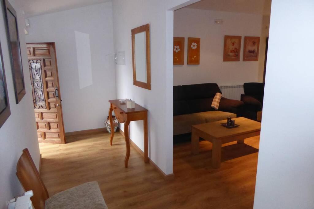Casa Rural El Silvestrito, Valdejeña – Updated 2021 Prices