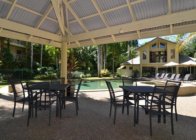 Bazén v ubytování Port Douglas Sands Resort nebo v jeho okolí