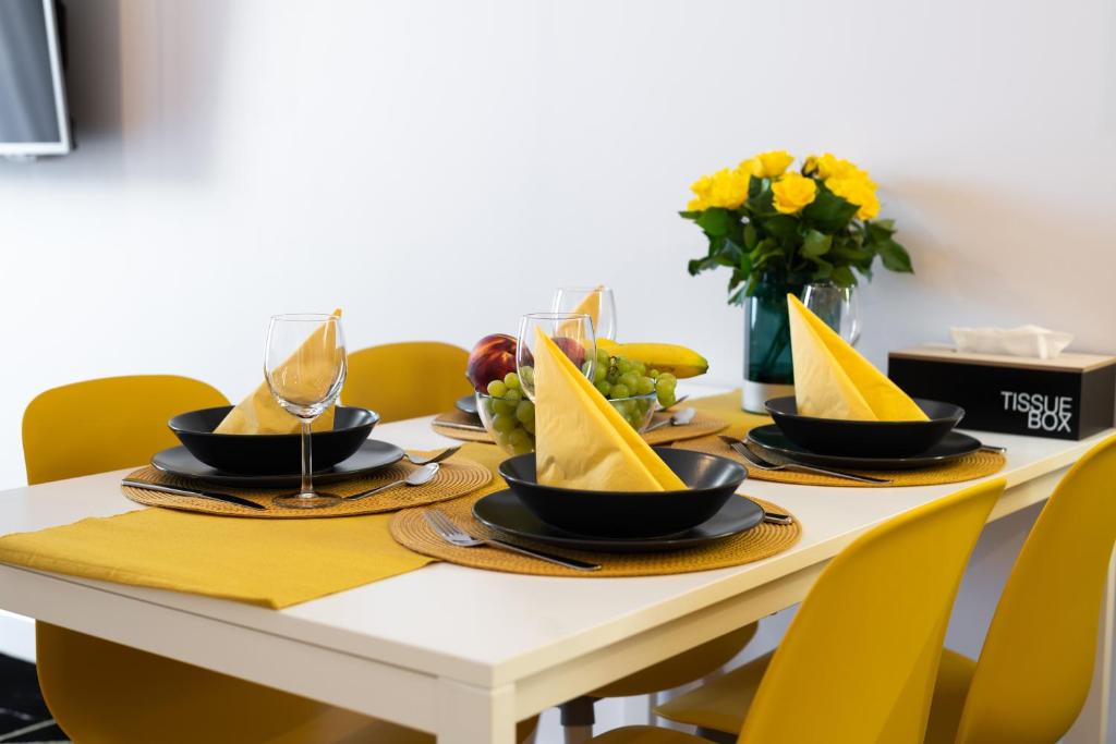 Millennium Express Lemon - 13