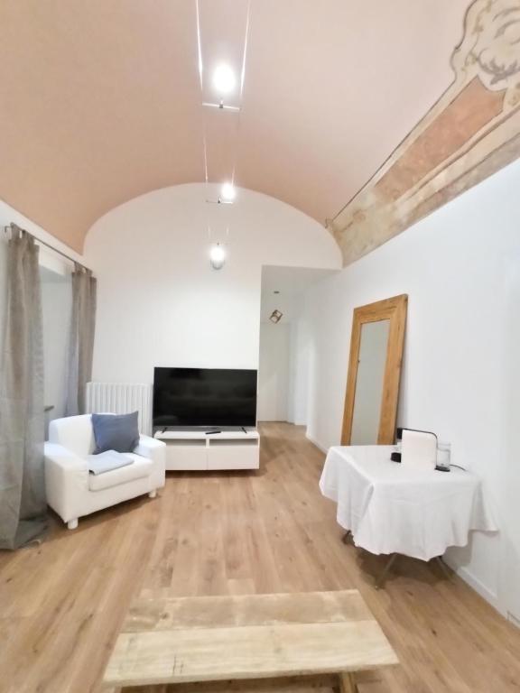 Telewizja i/lub zestaw kina domowego w obiekcie Arco Antico