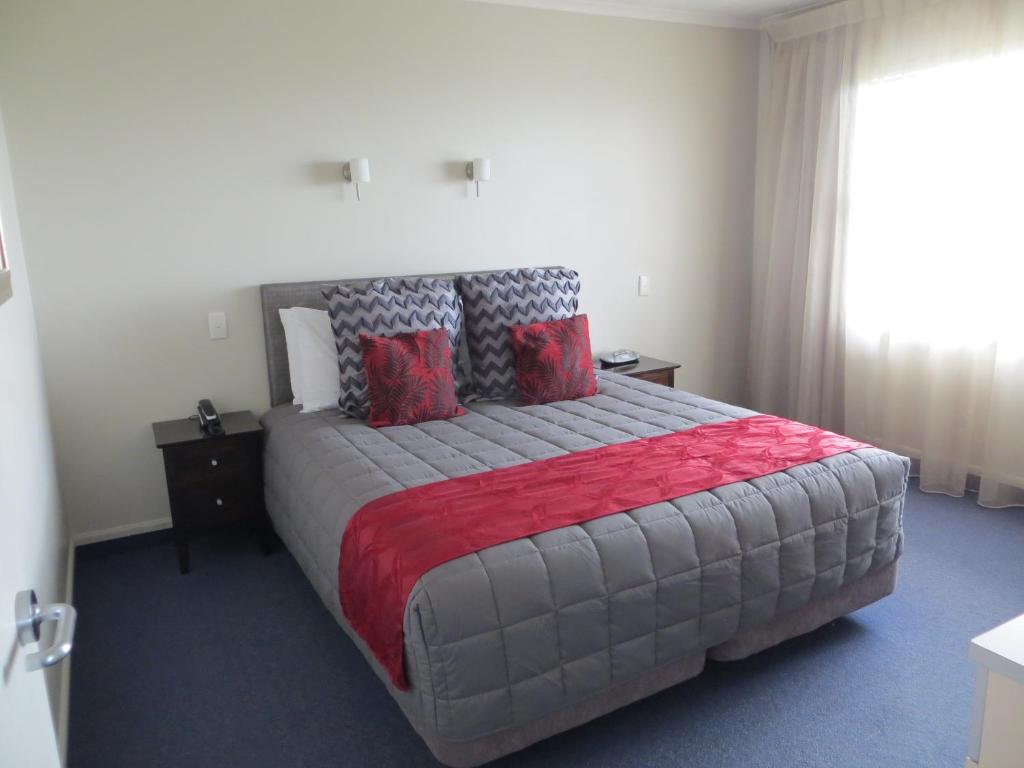 Harbour View Motel on Ahuriri Beach in Napier NZ with sea view suites photo