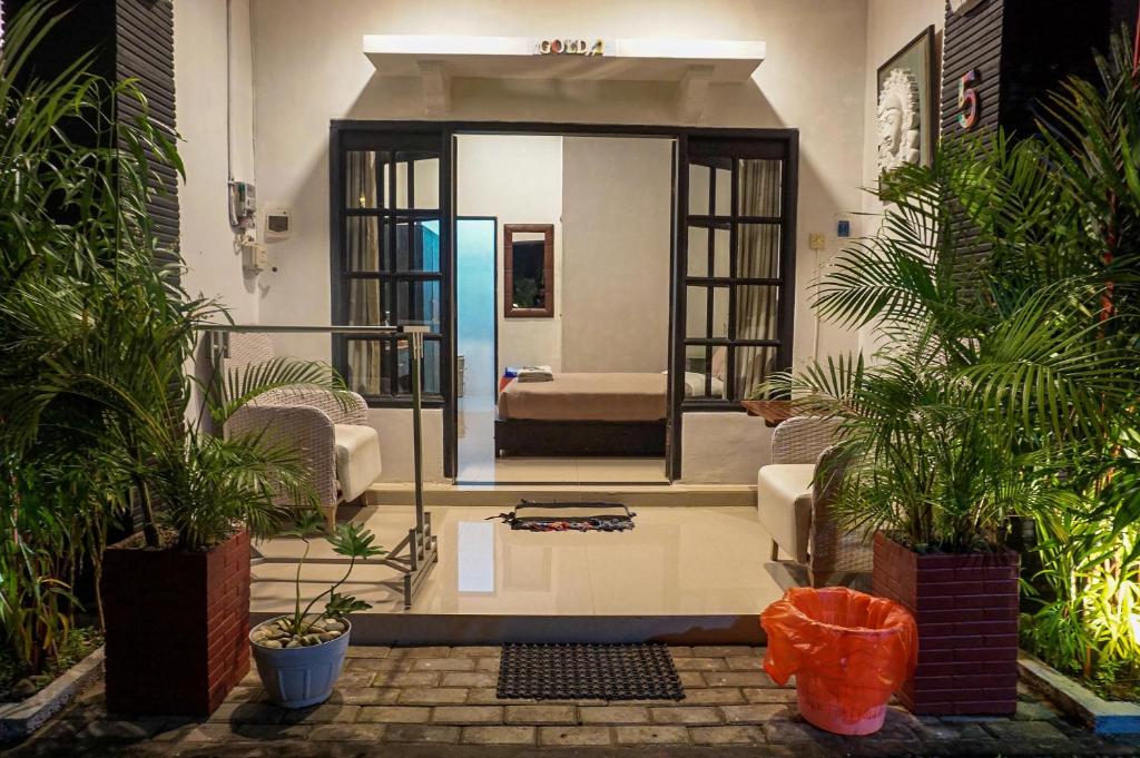 Istumisnurk majutusasutuses The Wisma Pulau Merah