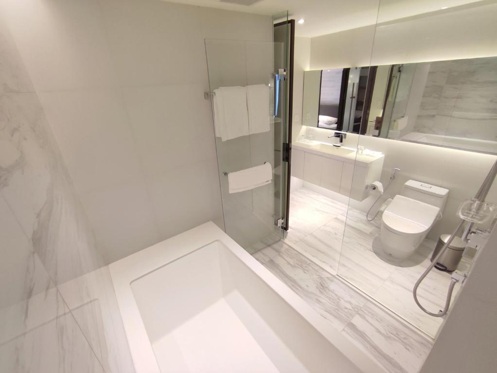 ashley hotel bkk - 11