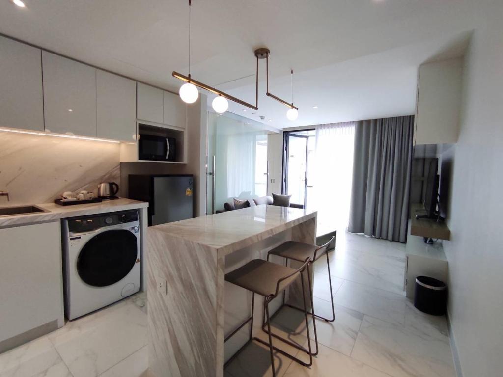 ashley hotel bkk - 8