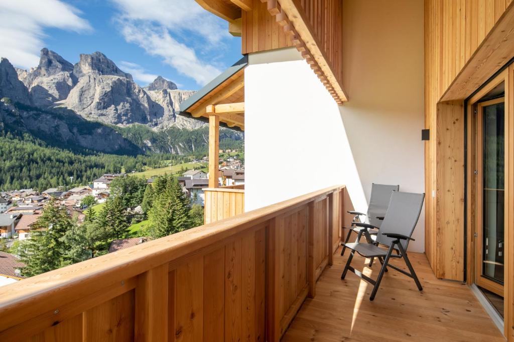 Nespecifikovaný výhled na hory nebo výhled na hory při pohledu z hotelu