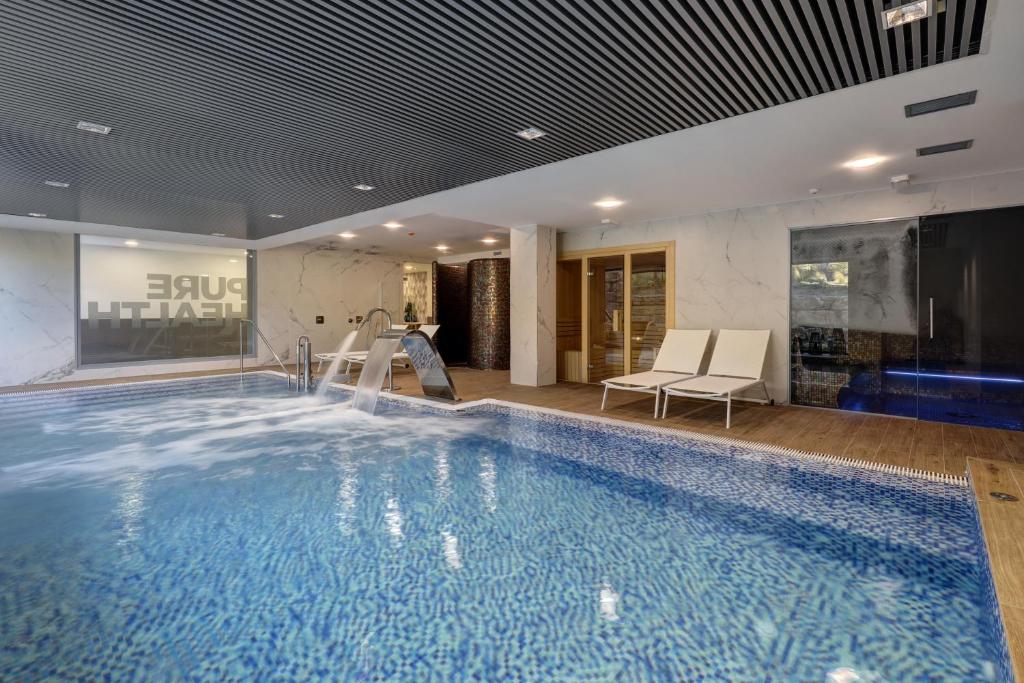 Oasis 325 - Luxury Apartments, Estepona – Updated 2022 Prices