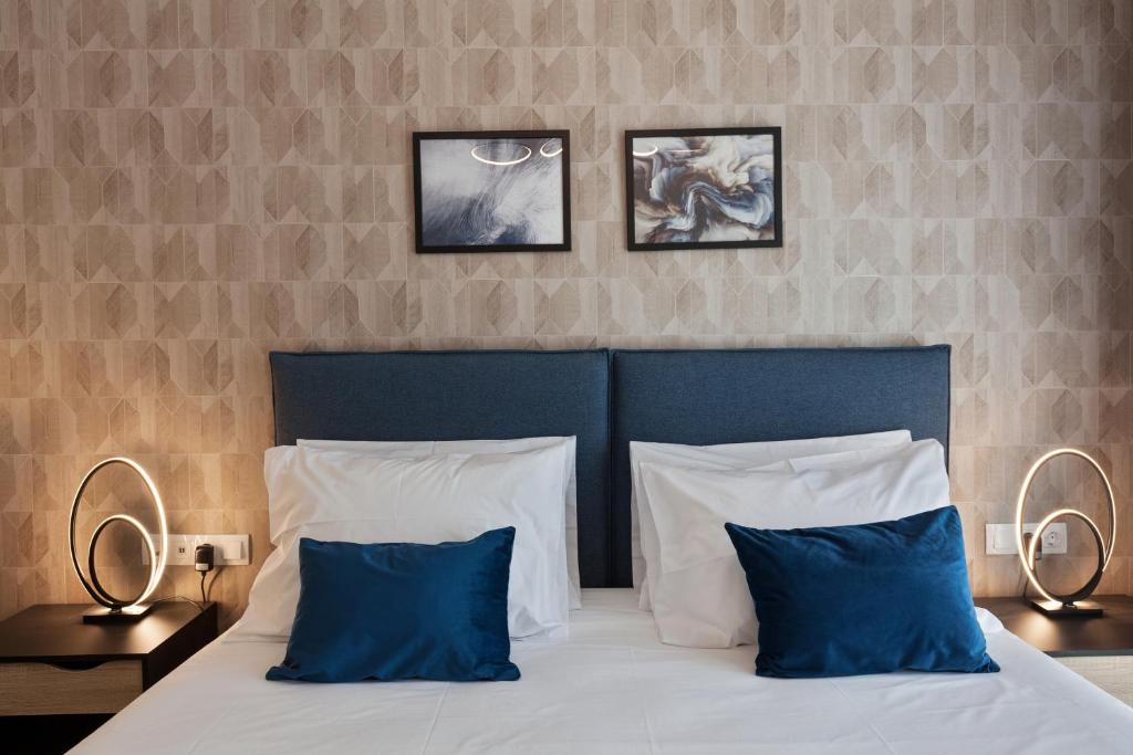 Trendy Hotel by Athens Prime Hotels - Resim 33