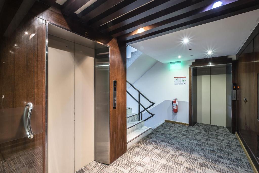 Hotel Mermaid Bangkok - Resim 22