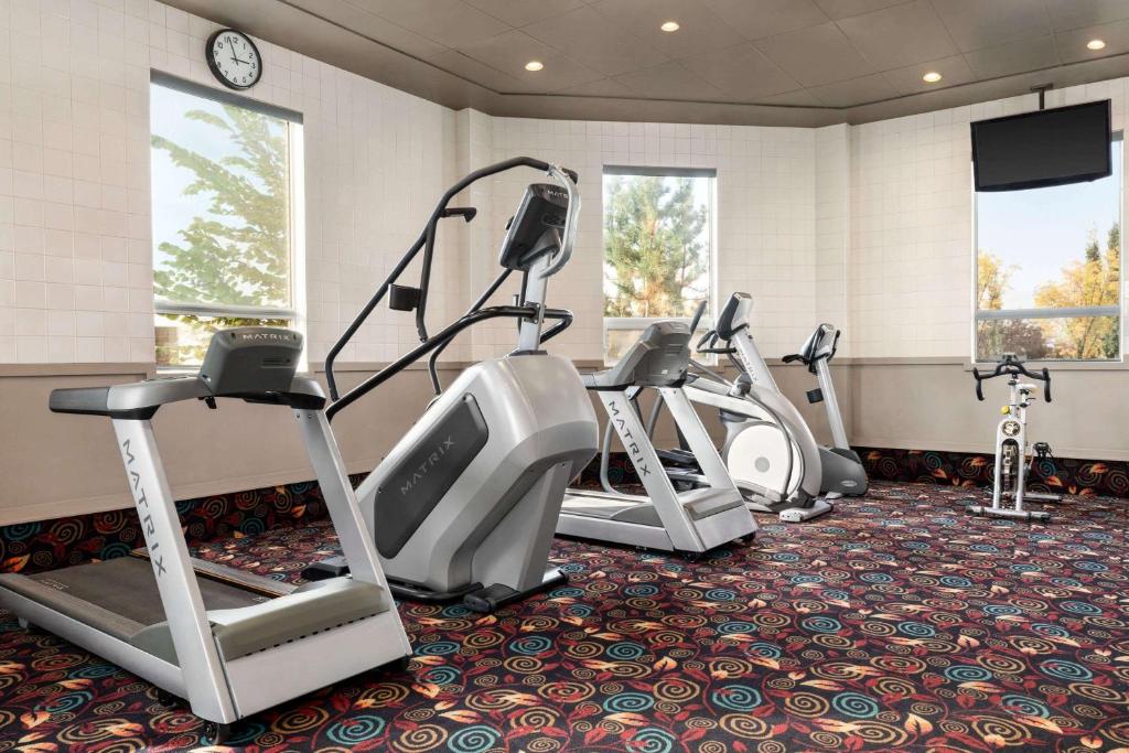 Gimnasio o equipamiento deportivo en Royal Hotel Calgary, Trademark Collection by Wyndham