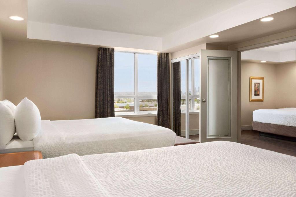 Royal Hotel Calgary, Trademark Collection by Wyndham - Resim 25