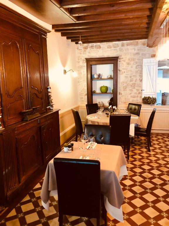 Posezení v ubytování Hôtel du Roy