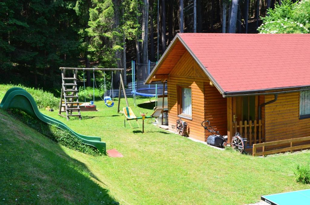 Herní místnost nebo prostor pro děti v ubytování Gästehaus Götz