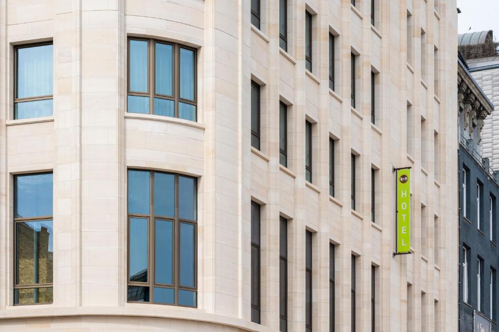 B&B HOTEL Antwerpen Centrum - Resim 35