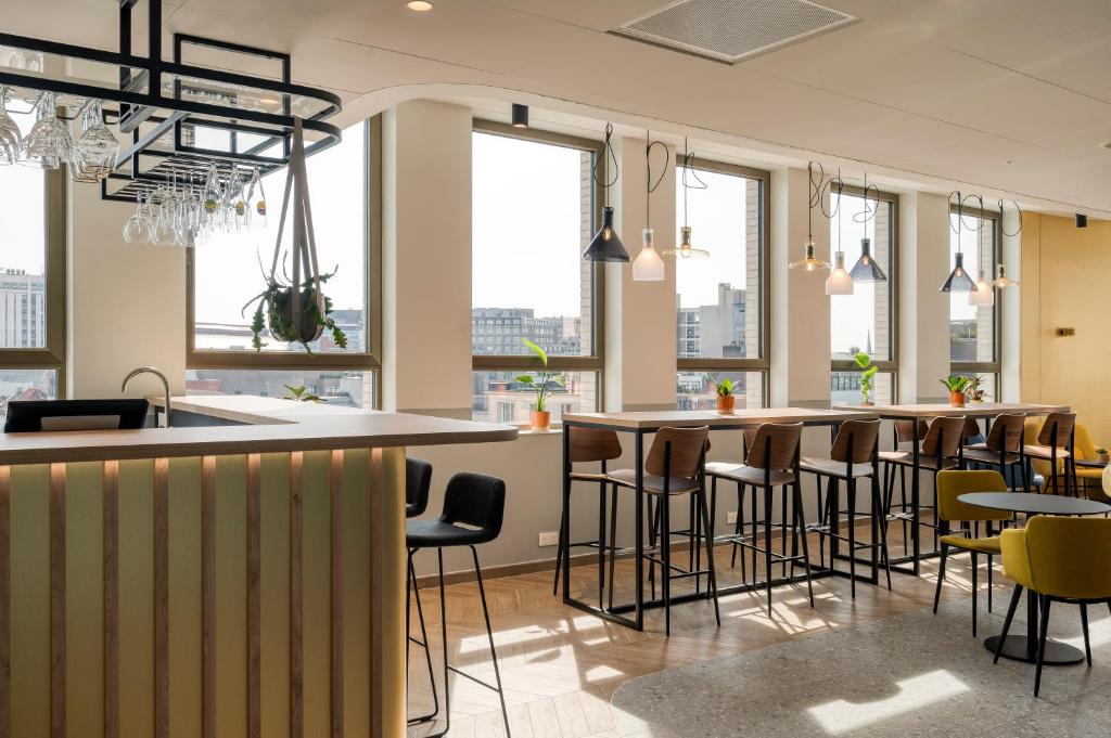 B&B HOTEL Antwerpen Centrum - Resim 43