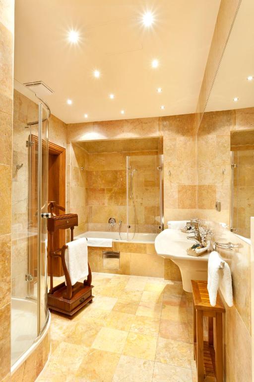 Hotel U Prince Prague by BHG - Resim 15