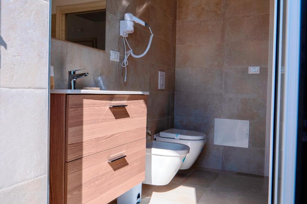 Koupelna v ubytování B&B A Un Passo dal Mare