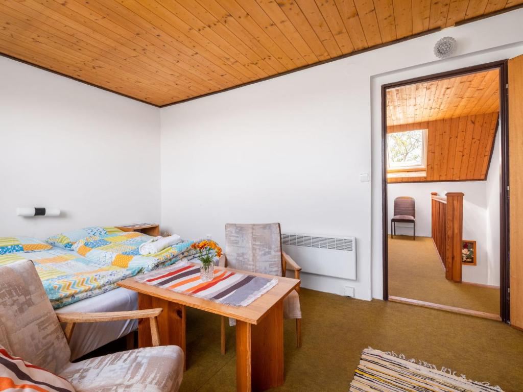 Część wypoczynkowa w obiekcie Apartment Rabyně-2 by Interhome