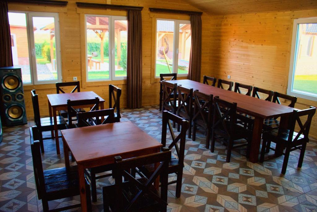 Restaurace v ubytování Finca Idoize Camping Hotel