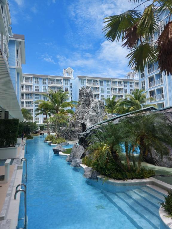 Grand Florida Beachfront