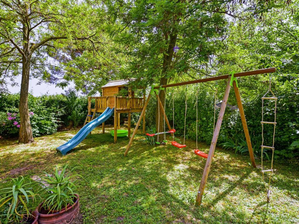 Detský kútik v ubytovaní Holiday Home Hibiskus by Interhome