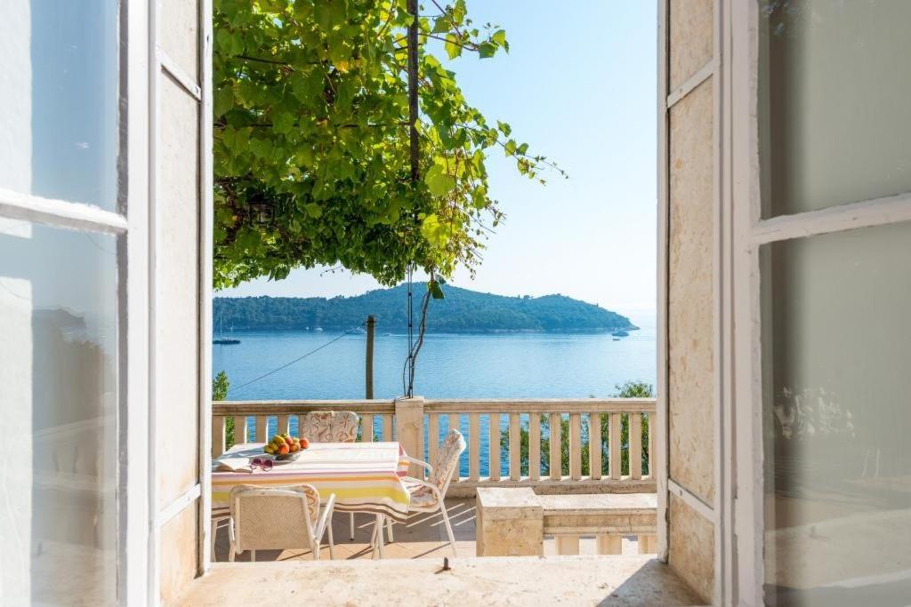 Apartments Kirigin - Two-Bedroom Apartment With Terrace And Sea View
