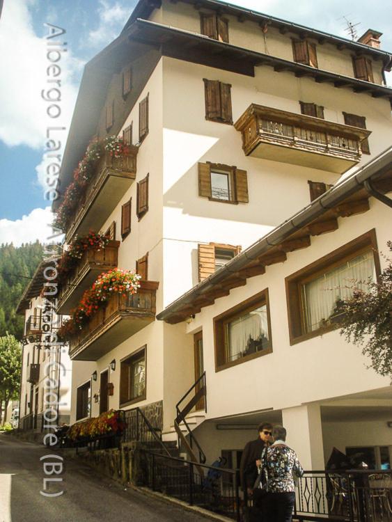 Budova, kde se hotel nachází
