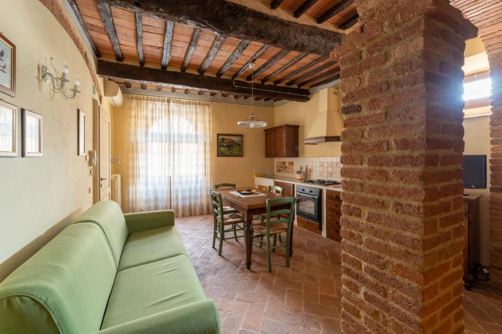 Kuchnia lub aneks kuchenny w obiekcie The Cottage in Casciana Terme