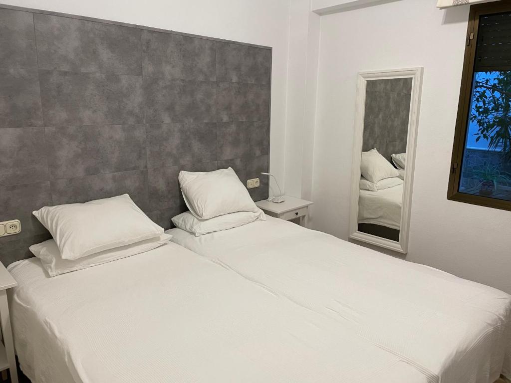 Zdjęcie z galerii obiektu Junto a casa pilatos w Sewilli