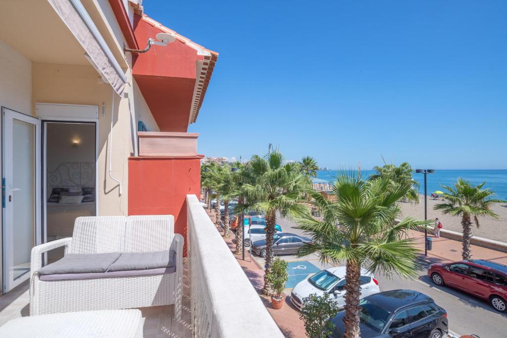 Vacation Home Sea frontline stylish beach House, Fuengirola ...
