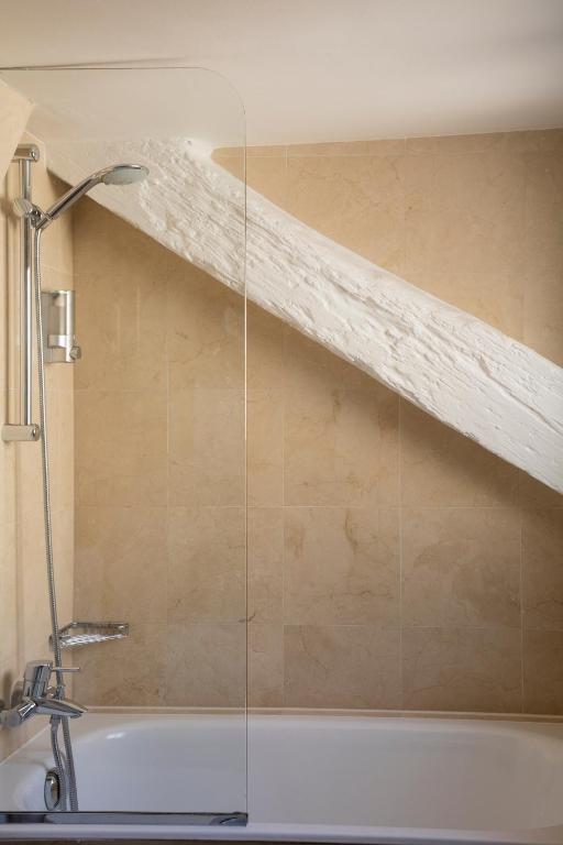 Hôtel Saint Germain - Resim 17