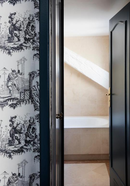 Hôtel Saint Germain - Resim 40