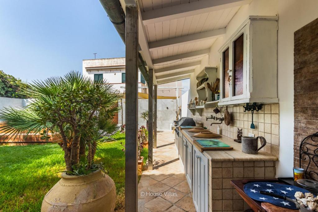 A balcony or terrace at House&Villas - La casa delle Stelle