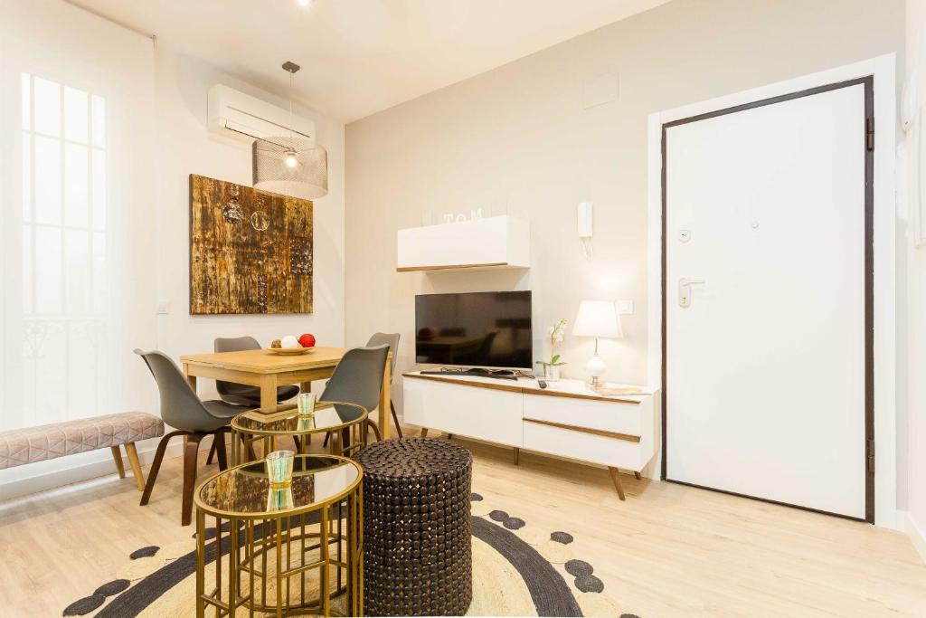 For You Rentals Puerta del Sol Apartments TEMPORAL PRE10B