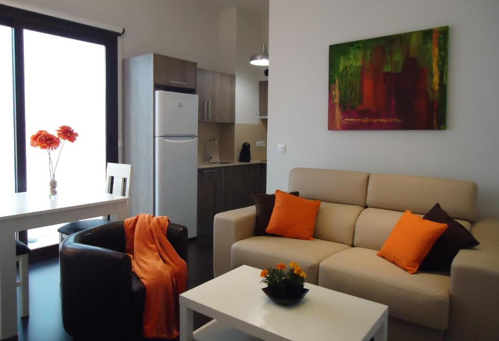 Apartamentos Turísticos Mauror - 11