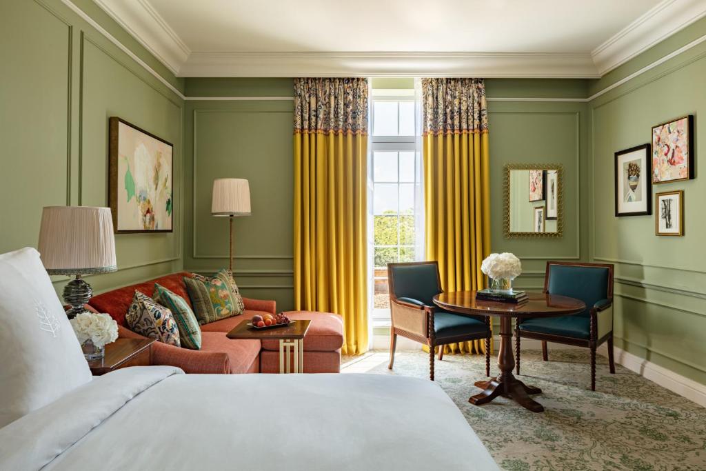 Four Seasons Hotel Hampshire - 