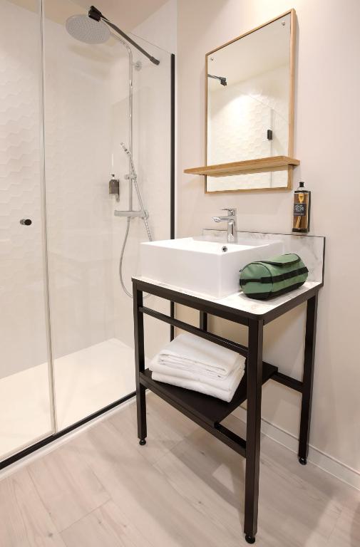 Hôtel Life Marseille VP - Vieux Port - Resim 3