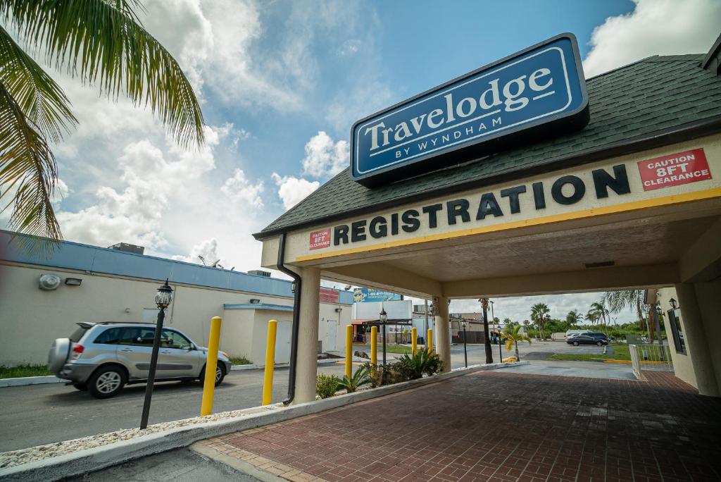 Travelodge by Wyndham Florida City/Homestead/Everglades photo